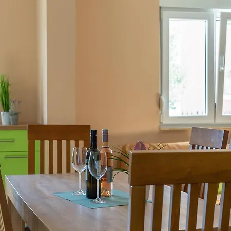 Andela 5 Apartamento *